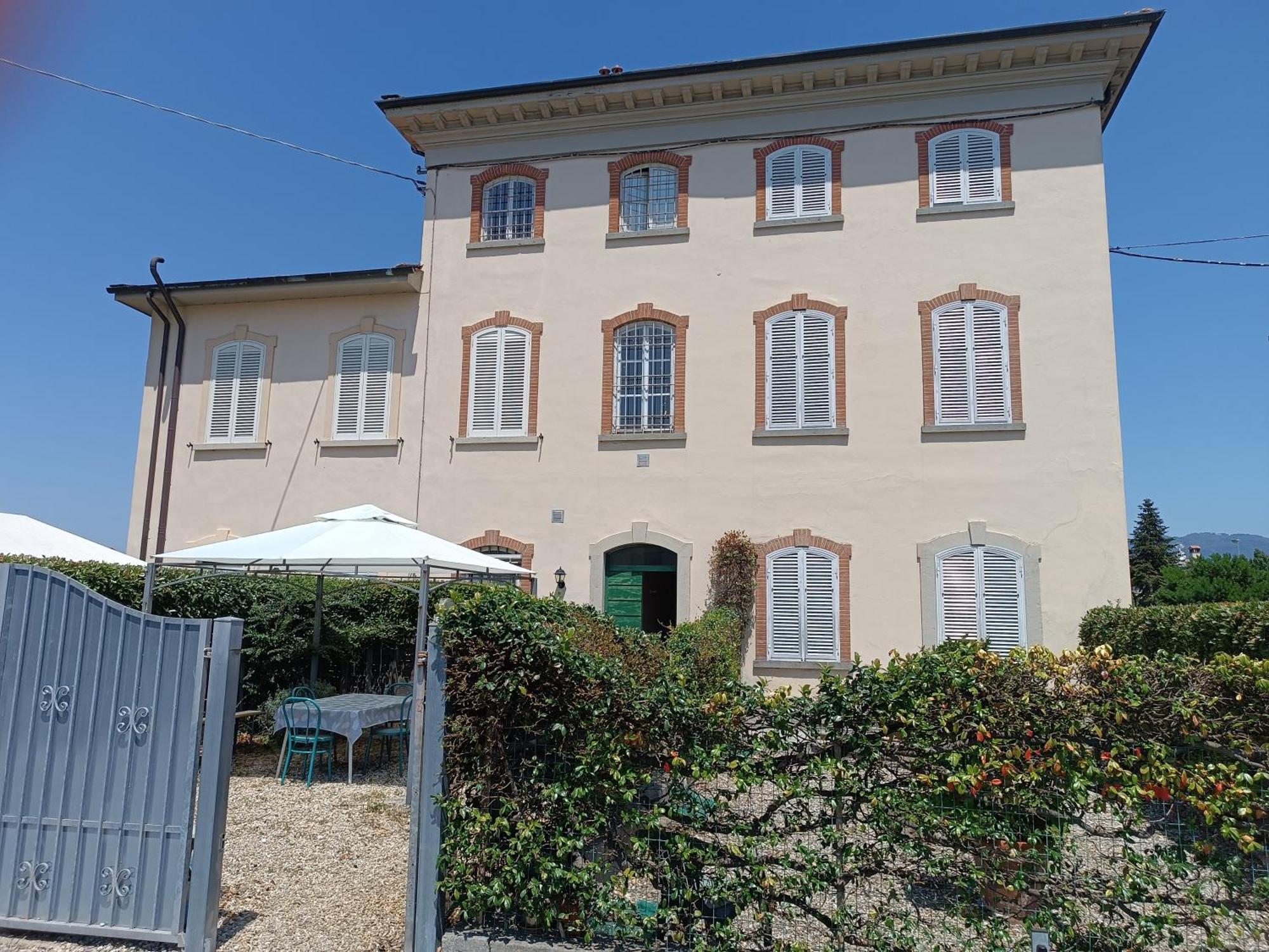 卢卡Casa Garibaldi别墅 外观 照片